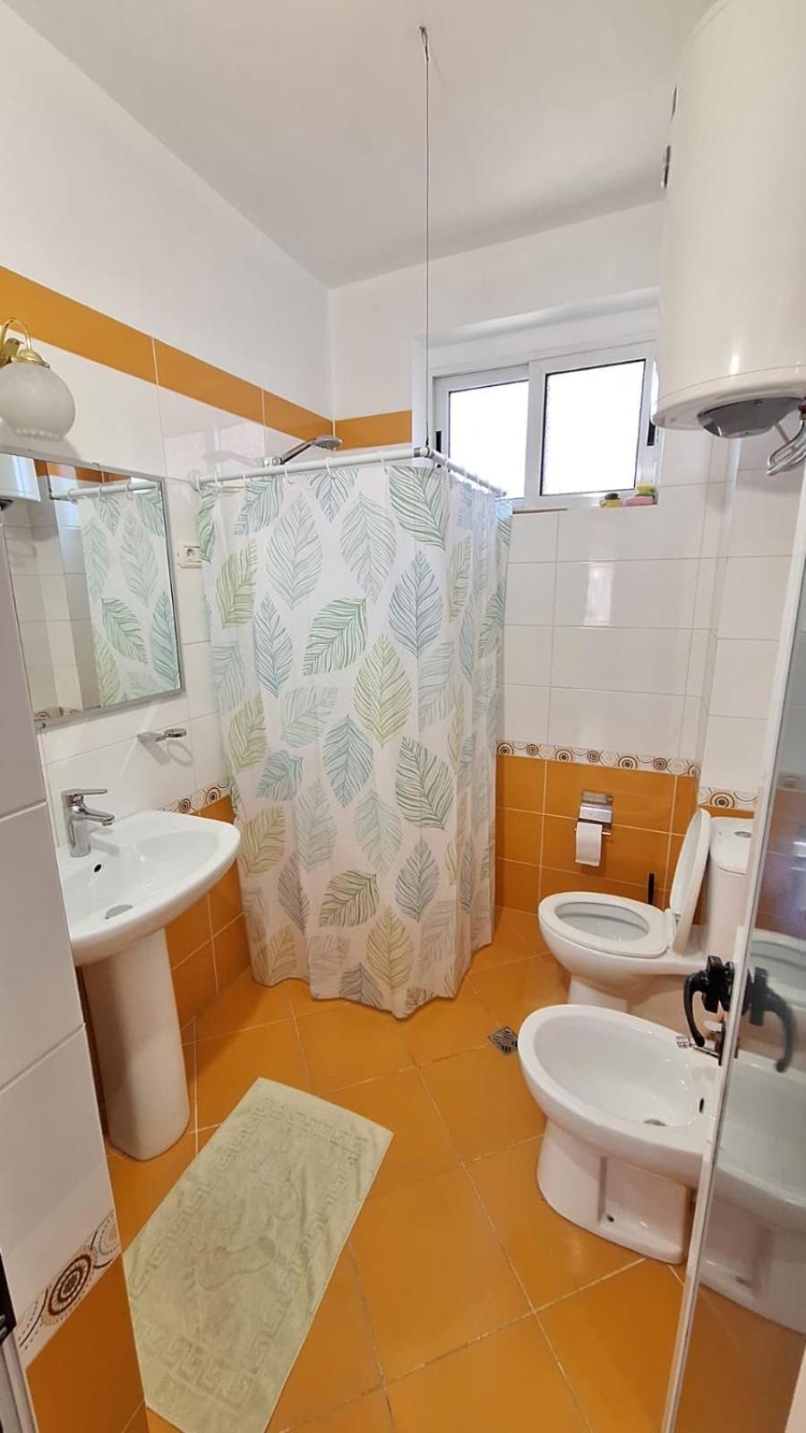 Appartamento Cozyflat In The Middle Of Tirana Esterno foto