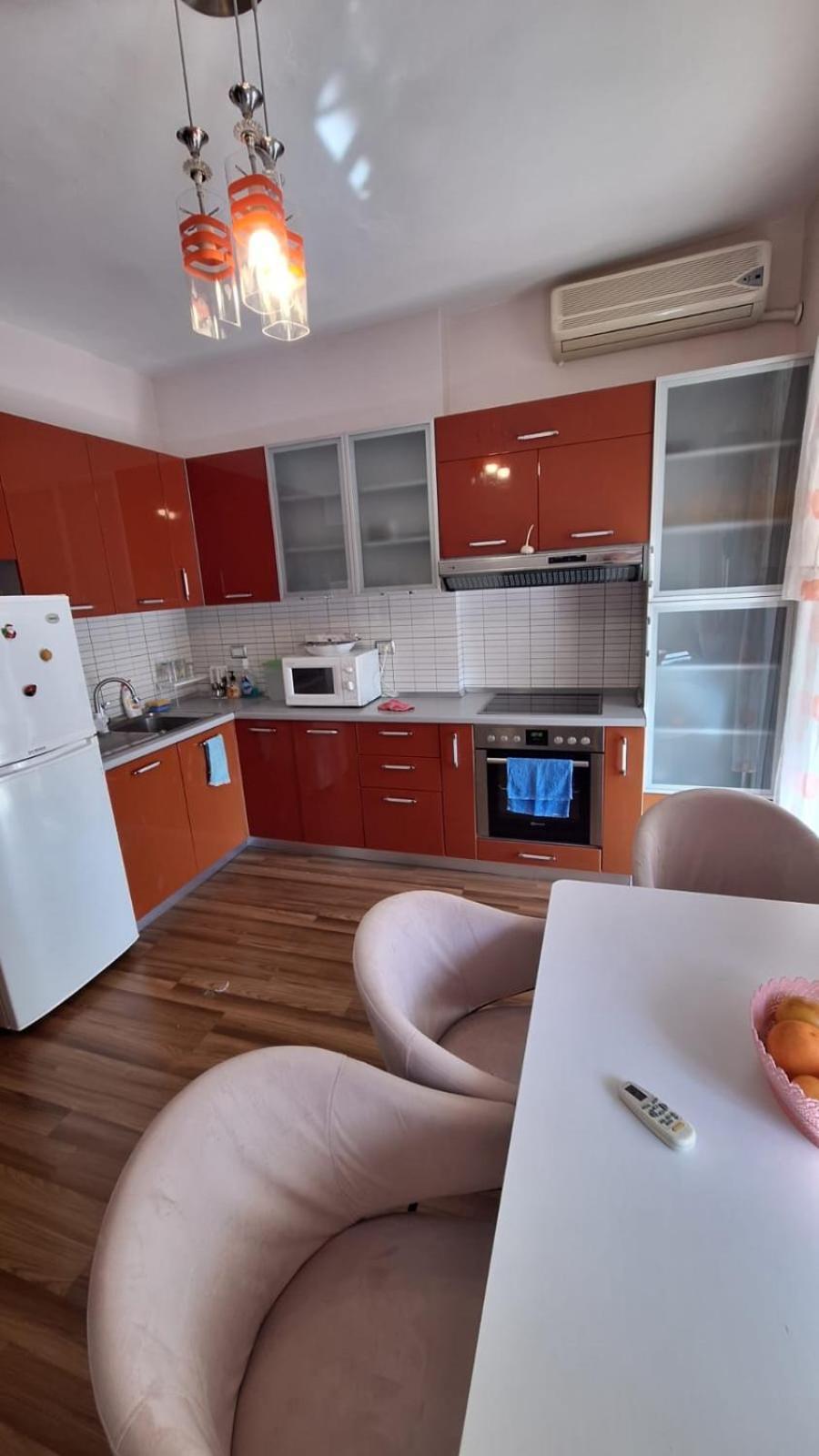 Appartamento Cozyflat In The Middle Of Tirana Esterno foto